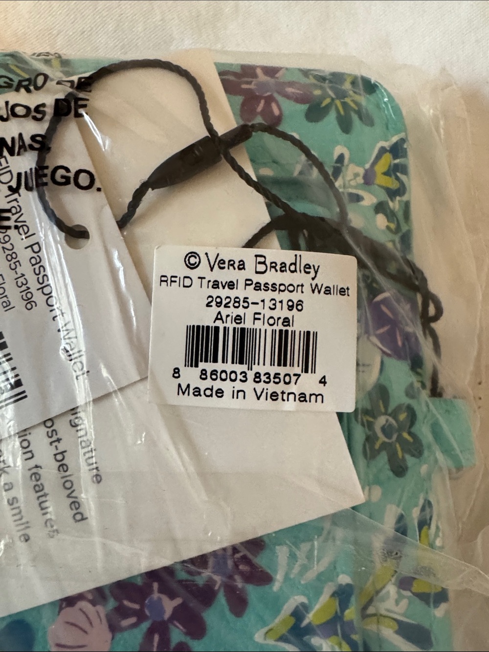 Vera Bradley X The Little Mermaid RFID Travel Passport Wallet - Picture 5 of 6